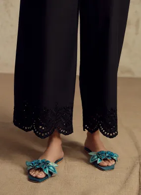 Embroidered Izaar