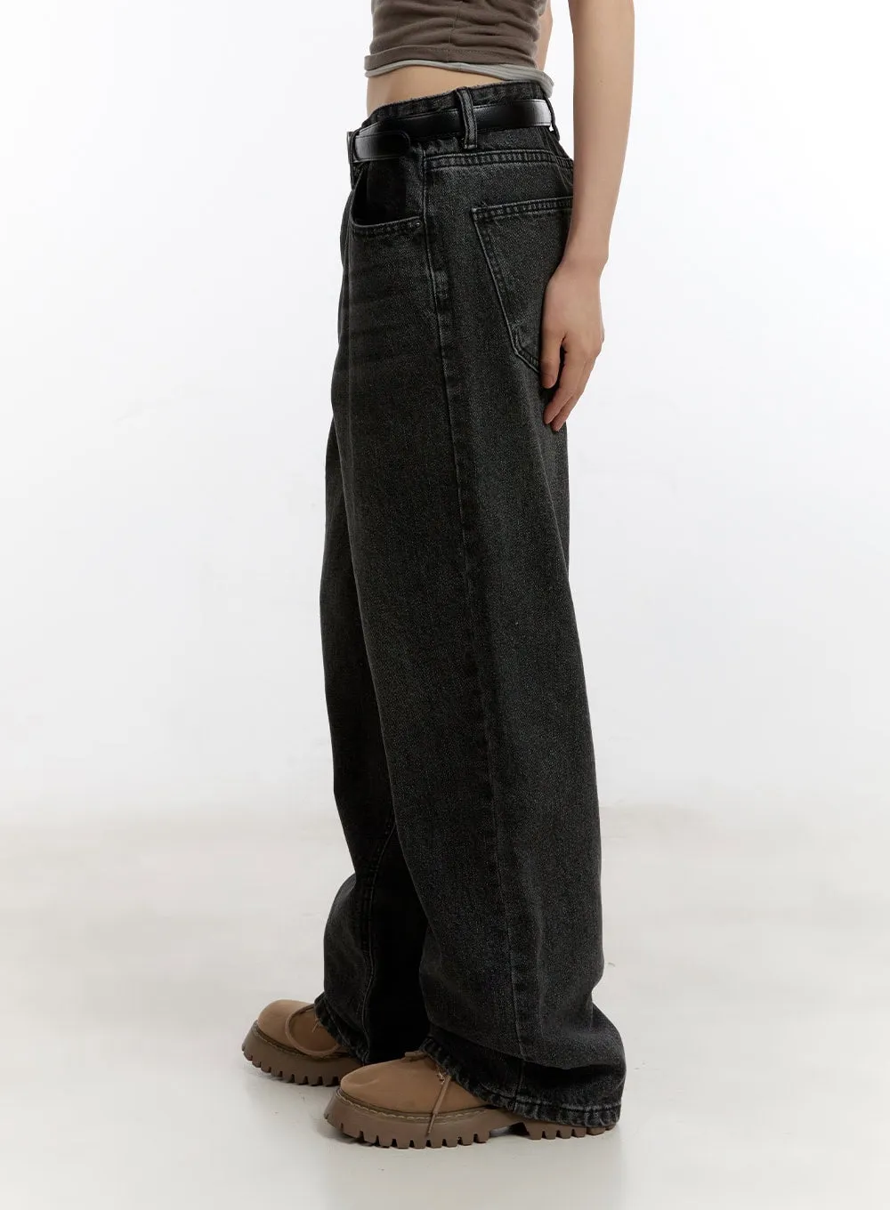 Nyla Wide-Leg Jeans CA508