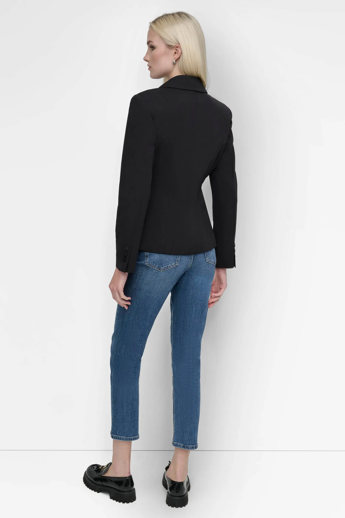 SINGLE BREASTED FITTED BLAZER